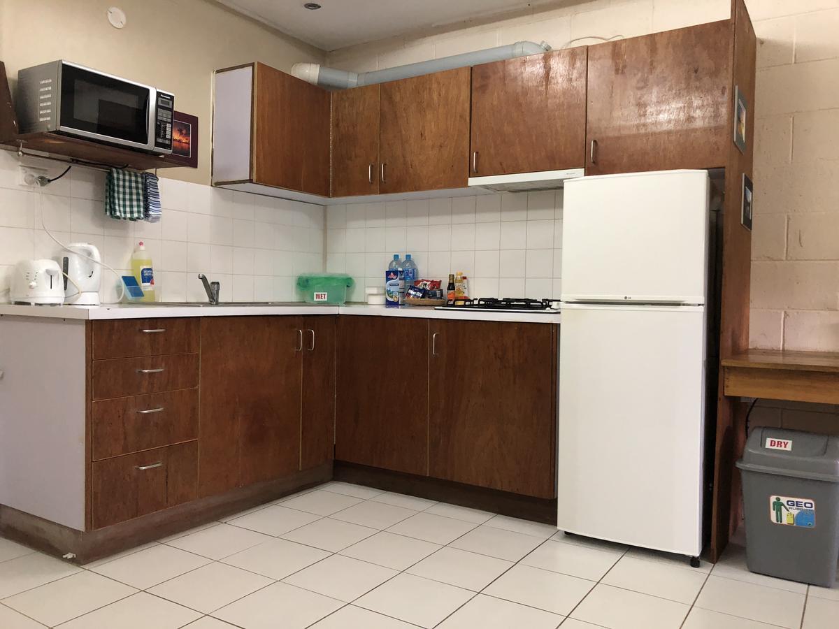 Access Units Apartment Lungga Ngoại thất bức ảnh